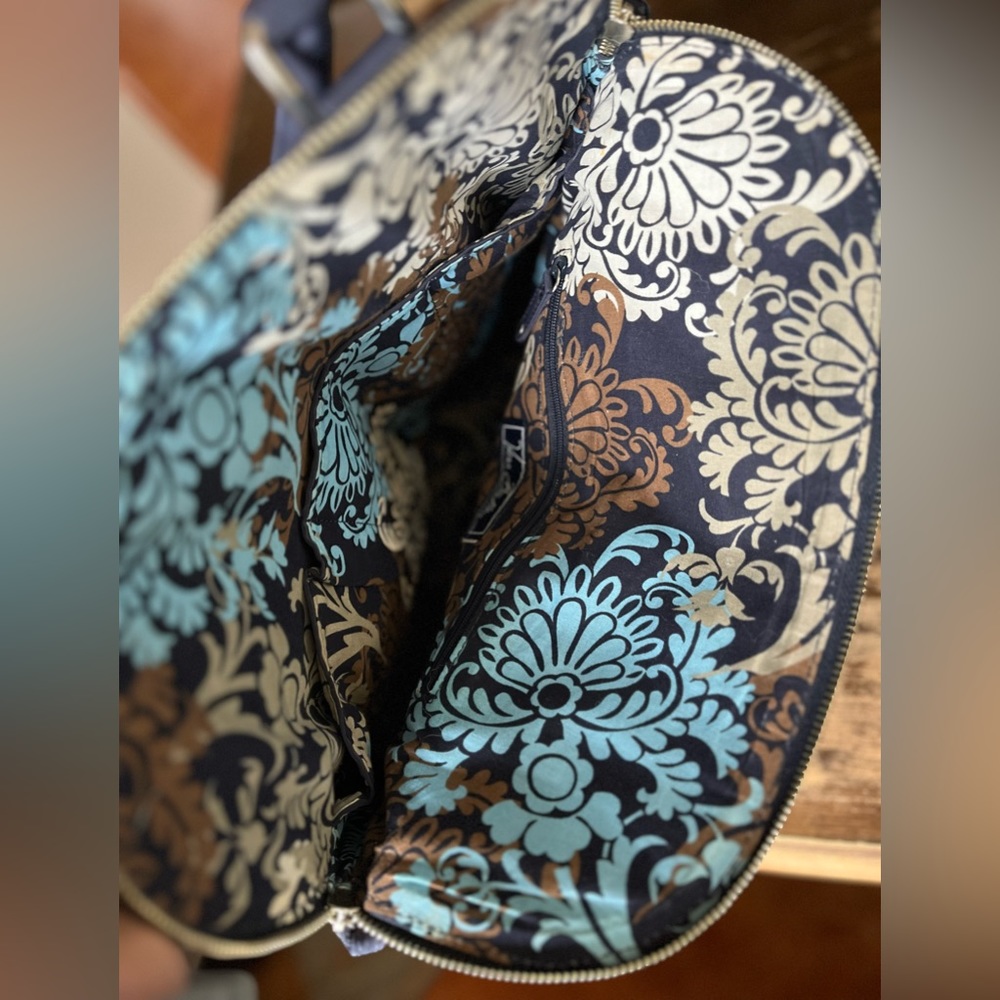 Vera Bradley Navy Quilted Bag - Picture 4 of 14